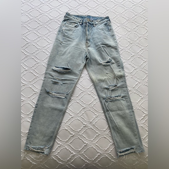 H&M Denim - H&M - Light Wash High Rise Distressed Straight Leg Jeans